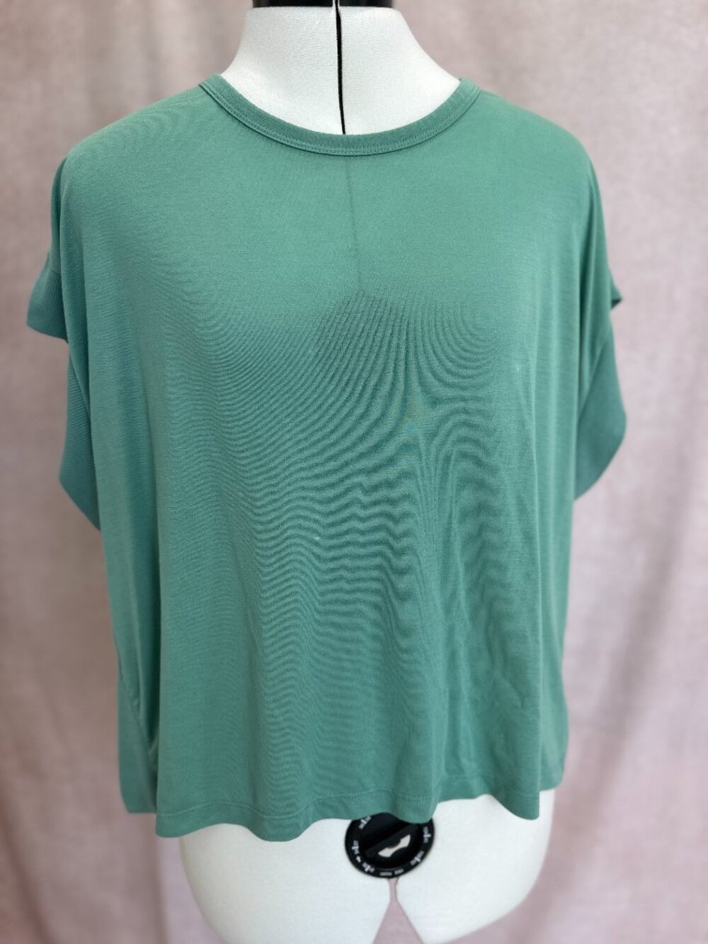 Old Navy Active Green Boxy, Flowy shirt with slide slits, L
